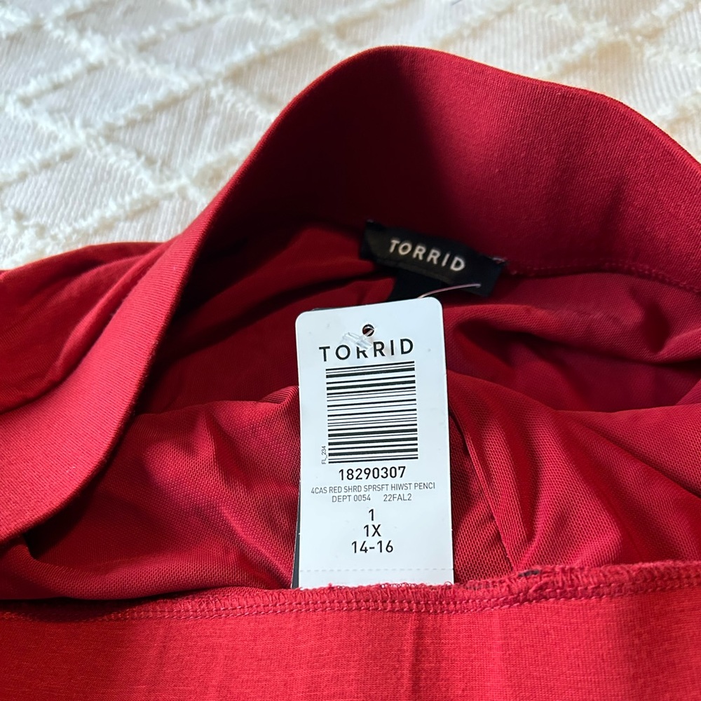 NWT Torrid Size 1 (14/16) Red Super Soft High Waist Shirred Pencil Skirt